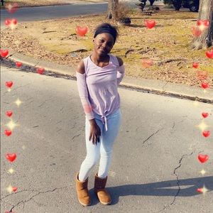 Meet your Posher, Aysia